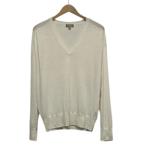 J. Crew Cashmere Relaxed V-neck Sweater in Heather Muslin Size Medium - Picture 2 of 7